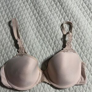 Wacoal Blush Lace Trim Bra